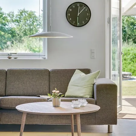 Sunna - 500m From The Sea By Interhome Feriehus