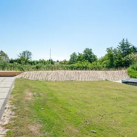 Nyaraló Sunna - 500m From The Sea By Interhome